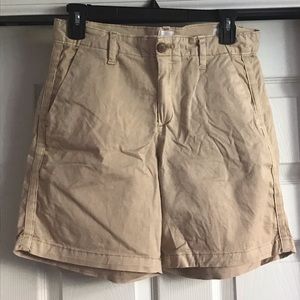 Gap chino khaki shorts, NWOT, size 4